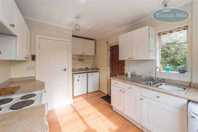 SEPARATE KITCHEN