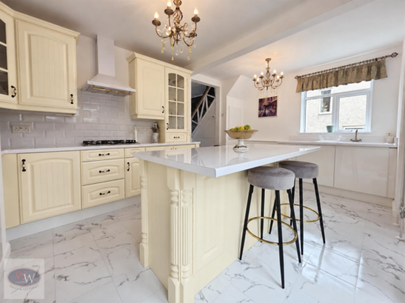 Kitchen 2.png
