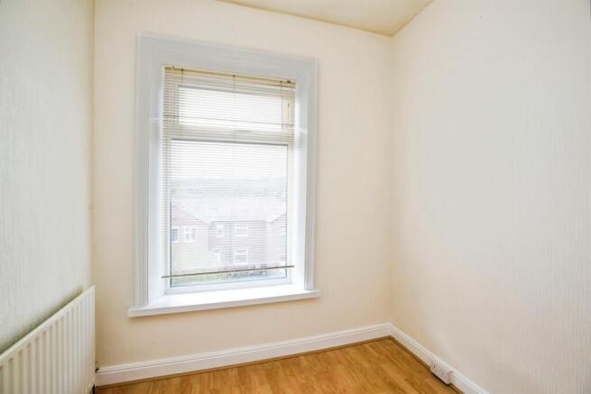 2 bed Terraced for sale Image 8