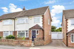 51, Benenden Road, Wainscott, Rochester ME2 4NX
