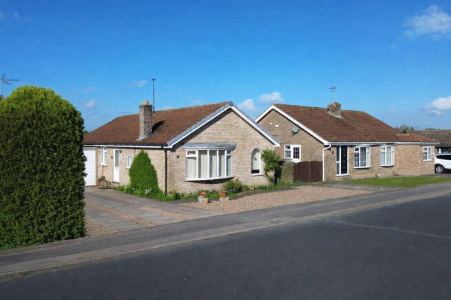 Burton Fields Road, Stamford Bridge ,York photo 3