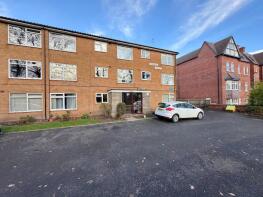 11, Warwick Court, Birmingham B13 9HF