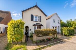 10, Hatch Close, Addlestone KT15 2TS