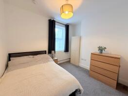 23 25, West Hill Drive, Mansfield NG18 1PL