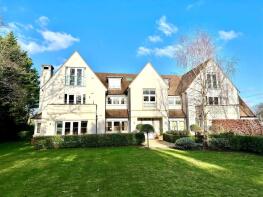 Flat 4, Westbourne Place, Farnham GU9 8EF