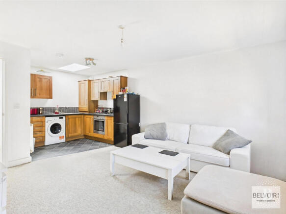 1 bed Flat for sale Image 4