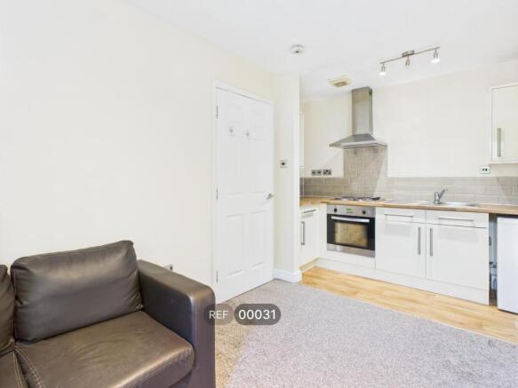 1 bed Apartment to rent Image 5
