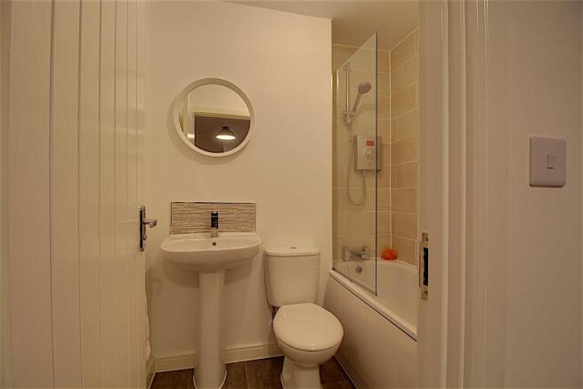 Bathroom (Family Bathroom)