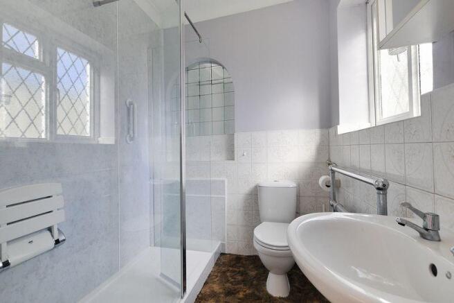 En-Suite Showe...