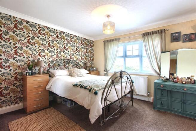 2 bed Terraced for sale Image 7
