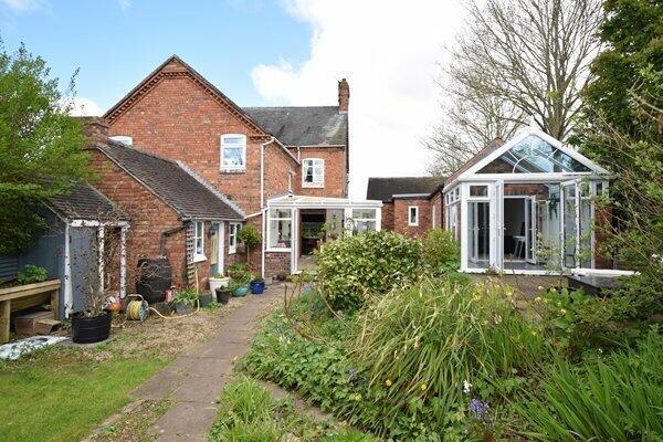 rear view house & annexe