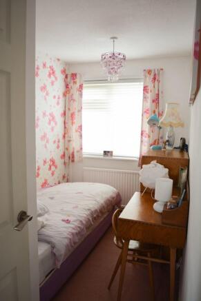 bedroom x 3