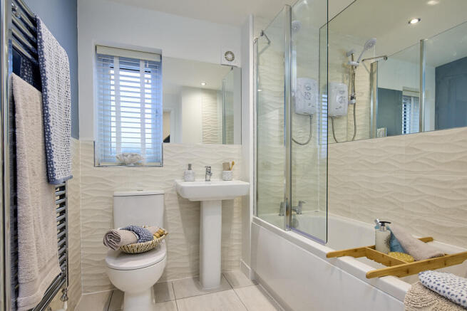 3 bed House for sale Image 6