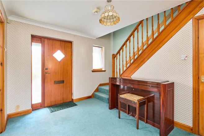 4 bed Detached for sale Image 8