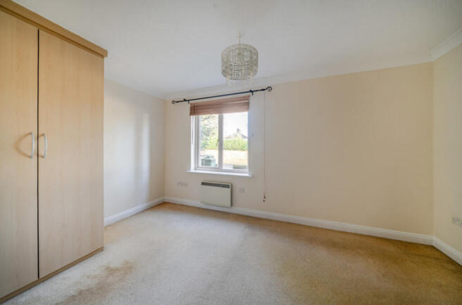 1395650-8-695bbfc...