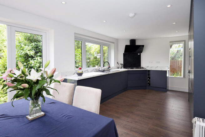 kitchen/breakfast room