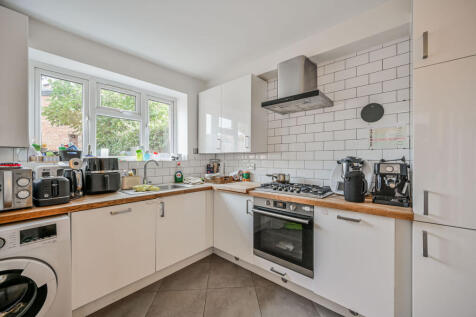 Archway Road, Highgate, London, N6