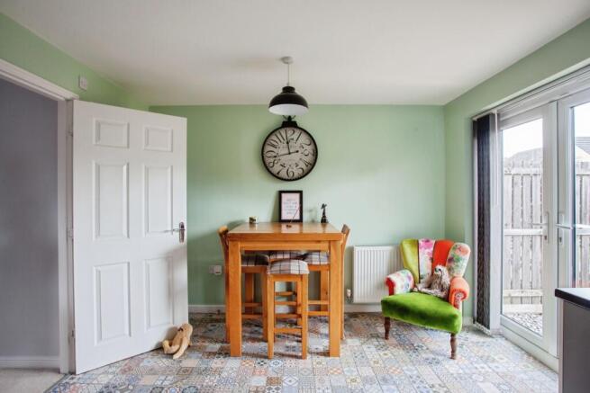 3 bed Semi-Detached for sale Image 11