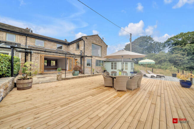 4 bed Terraced for sale Image 11