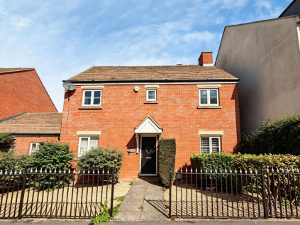 Redhouse Way, Swindon, SN25