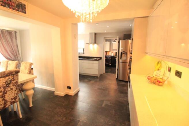 Kitchen/Dining Room
