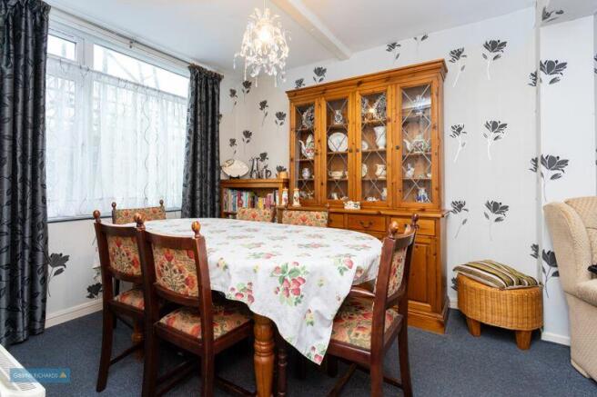 Sitting/Dining Room