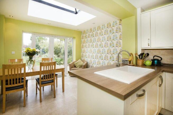 Kitchen/Breakfast Ro