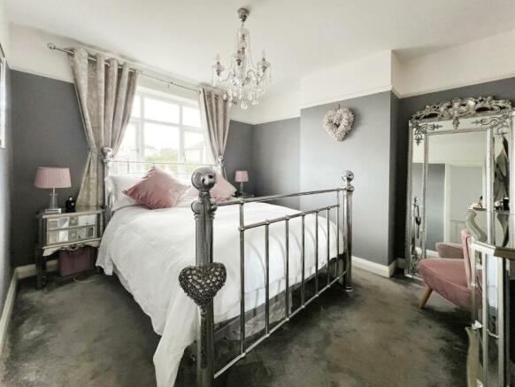 d016faf0-bed 201.jpg