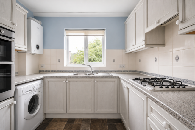 2 bed Town House for sale Image 5