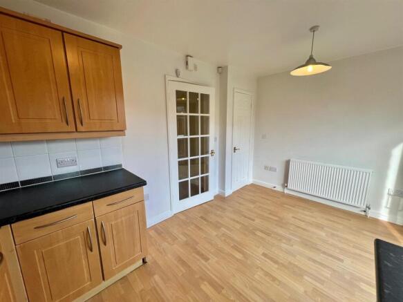 KITCHEN 1.jpg