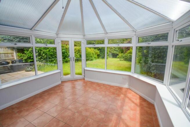 3 bed Detached for sale Image 9