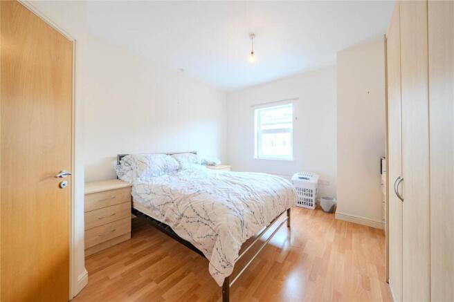2 bed Apartment for sale Image 5