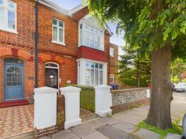 20, Warwick Gardens, Worthing Central, Worthing BN11 1PF