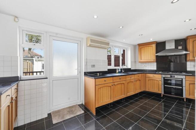 Four Bedroom Semi-detached house For Sale