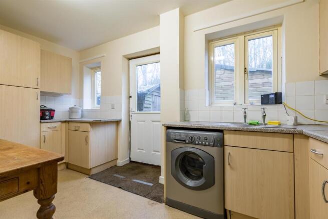 Kitchen to back door.jpg