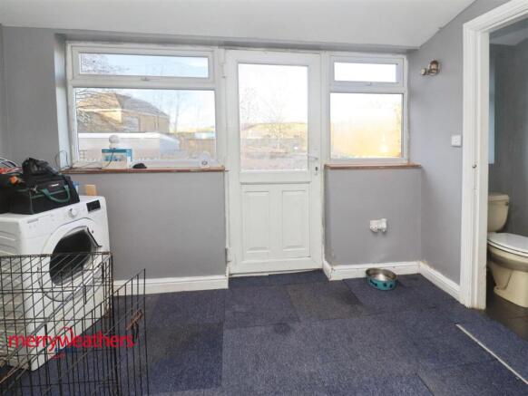 3 bed Terraced for sale Image 6