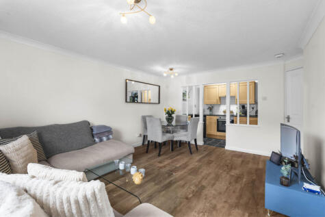 Chelmsford Road, Dunmow, Essex, CM6