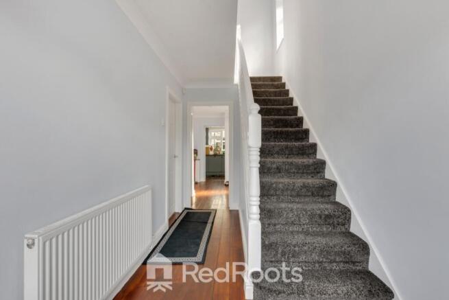 3 bed Semi-Detached for sale Image 12