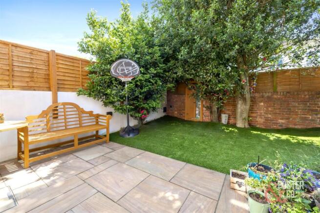 Addison Road, 84-021.jpg