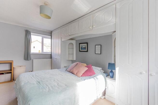 Kennington Close 13-20.jpg