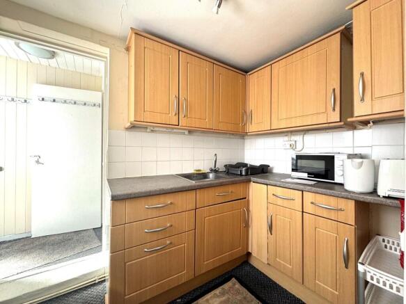 Kitchen (1) 