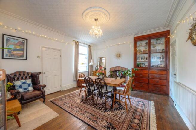 3 bed Terraced for sale Image 4