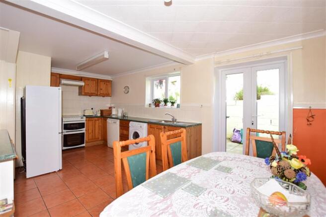 Kitchen/Dining Area