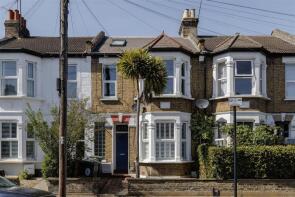 137, Albert Road, London E10 6PA