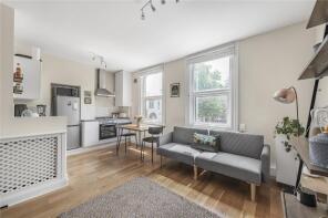Flat 3, 221, Lower Mortlake Road, Richmond TW9 2LN