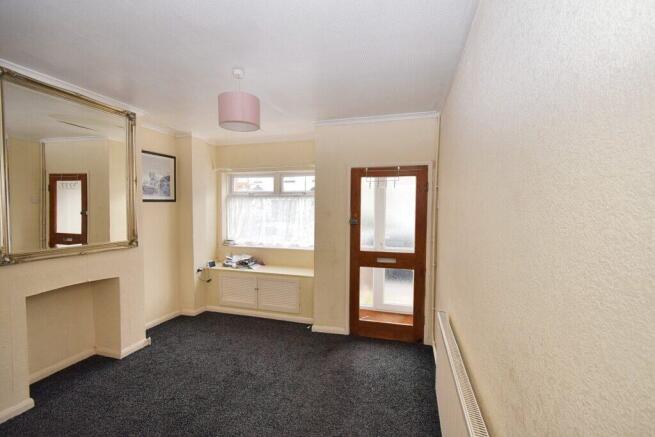 Abbey Street-Lounge Overview