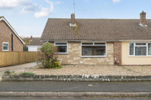 11, Cloche Way, Stratton St Margaret, Swindon SN2 7JL