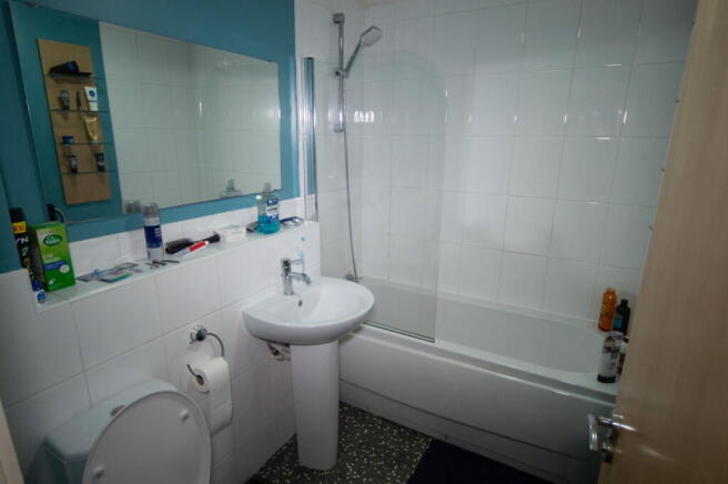 1 bed Flat for sale Image 8
