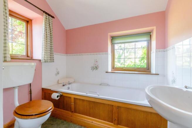 8385615-interior04.jpg