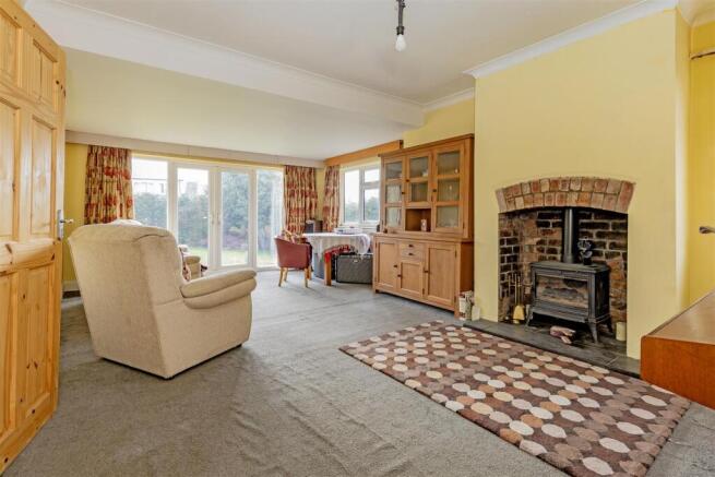 Extended Dining/Sitting Room